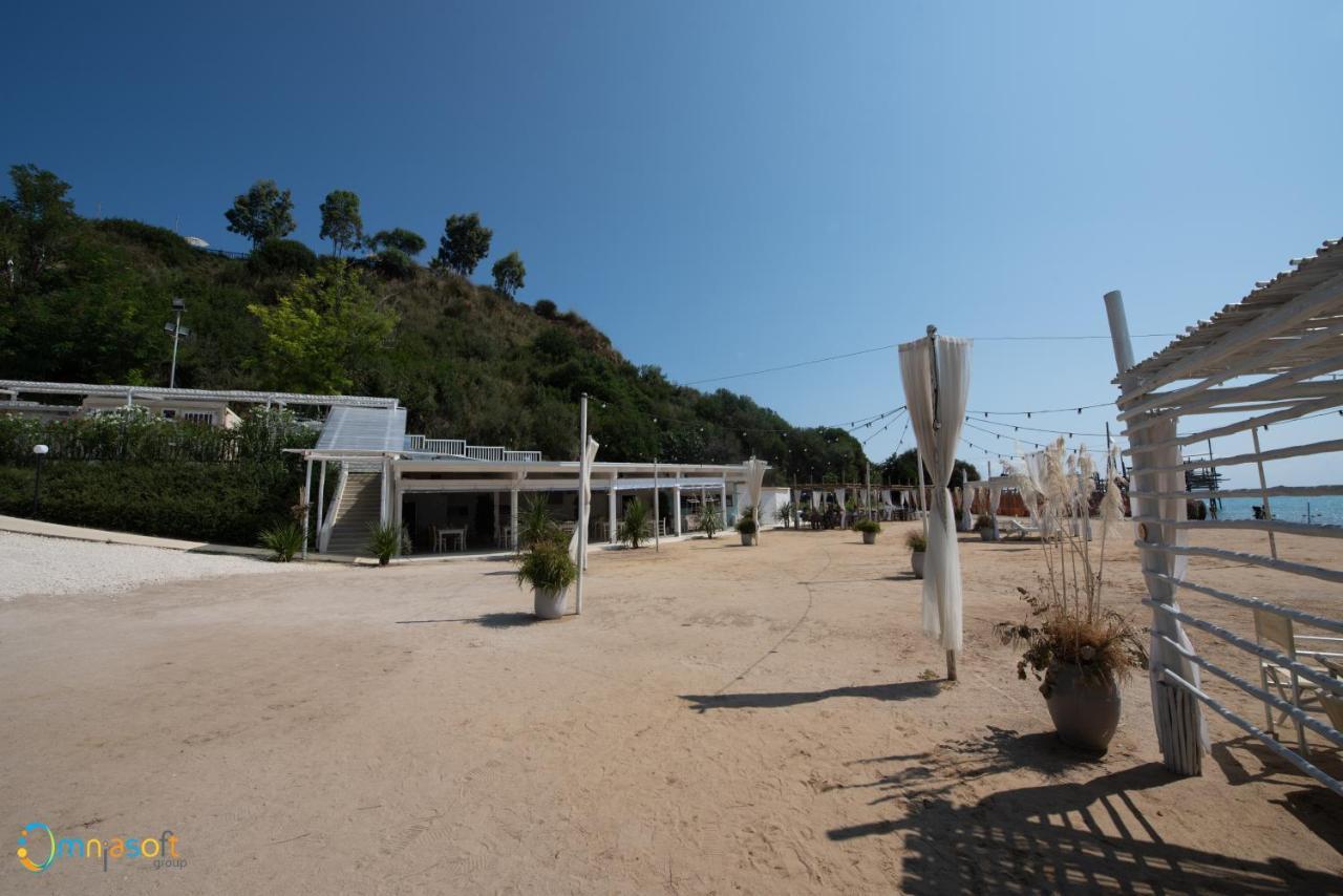 Grotta Del Saraceno Aparthotel Vasto Buitenkant foto
